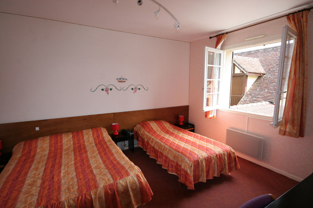 Logis Hotel Relais Paris Bale - Restaurant La Mangeoire Montieramey Εξωτερικό φωτογραφία