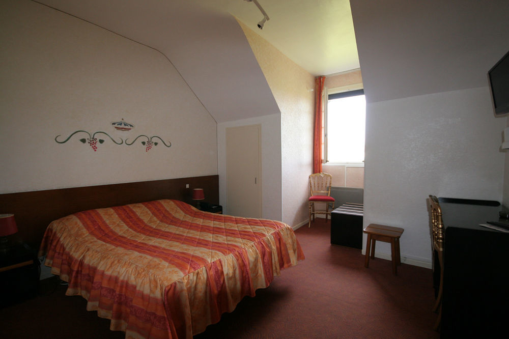 Logis Hotel Relais Paris Bale - Restaurant La Mangeoire Montieramey Εξωτερικό φωτογραφία