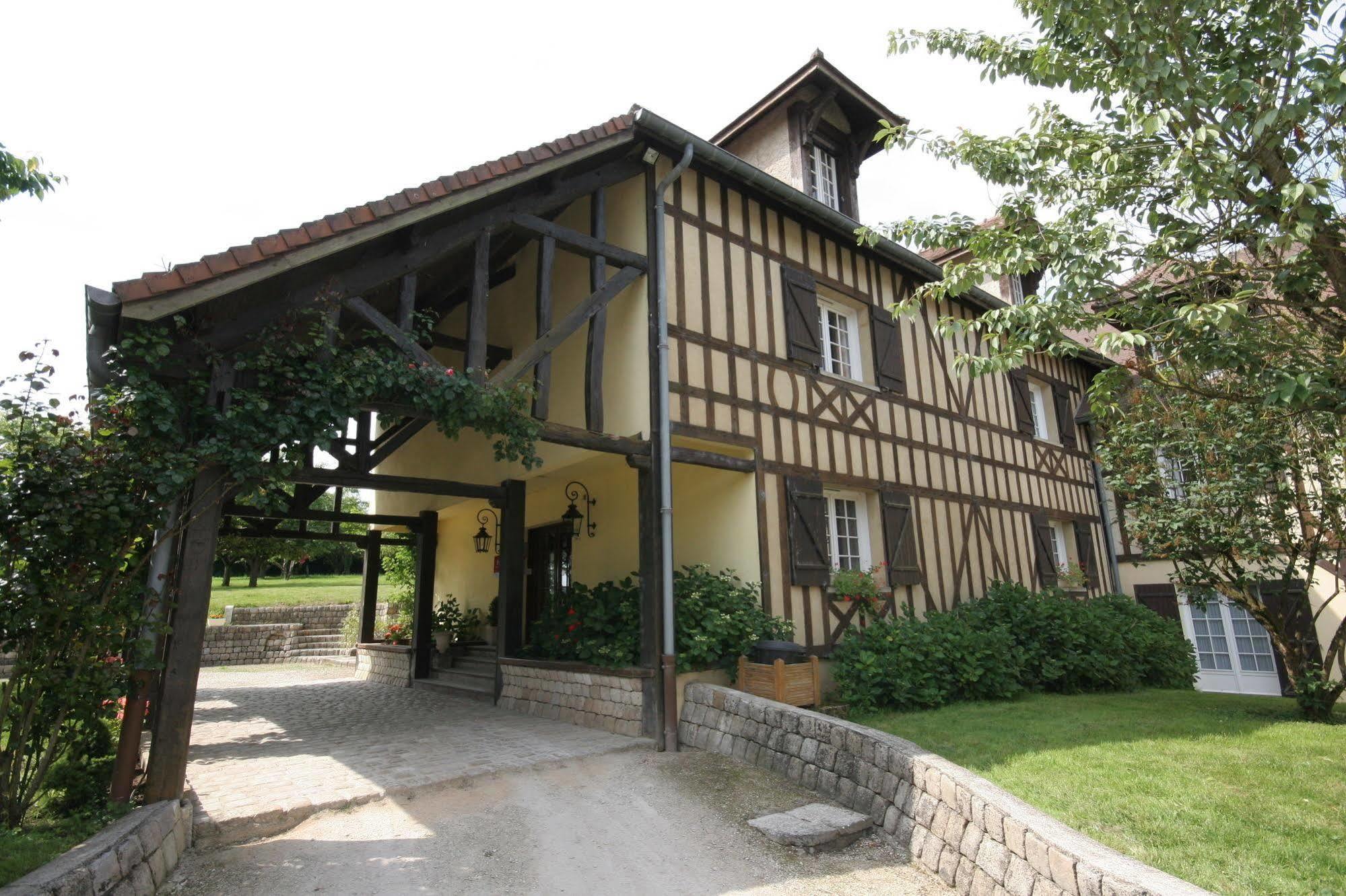 Logis Hotel Relais Paris Bale - Restaurant La Mangeoire Montieramey Εξωτερικό φωτογραφία