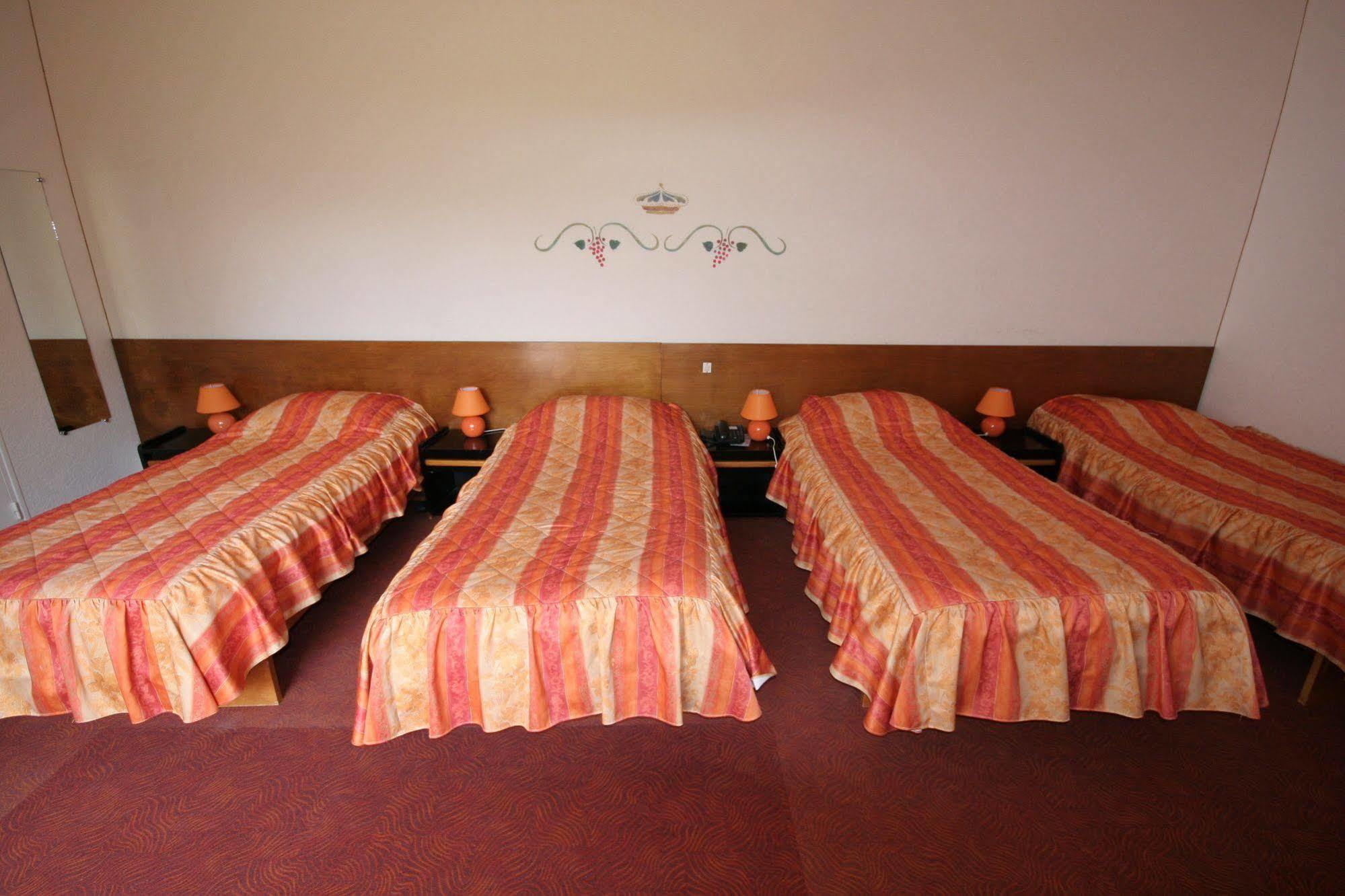 Logis Hotel Relais Paris Bale - Restaurant La Mangeoire Montieramey Εξωτερικό φωτογραφία